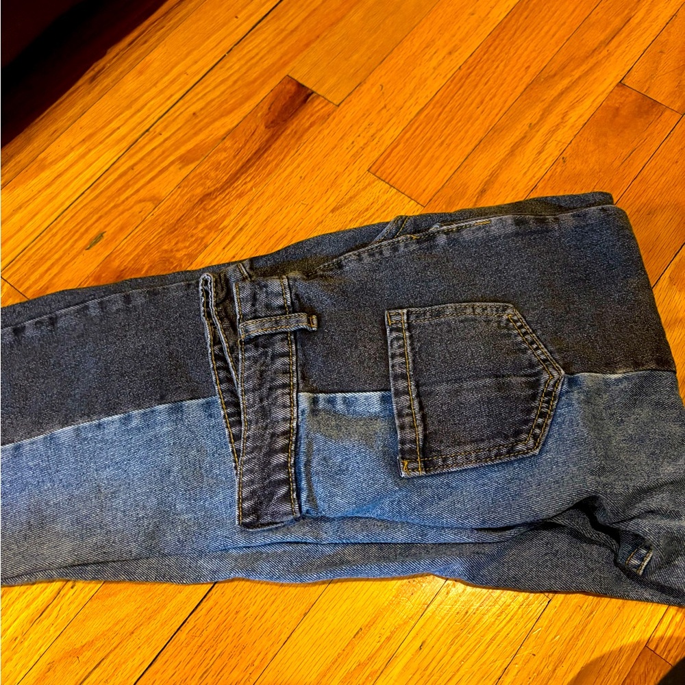 Women’s Two-Tone Blue Jeans